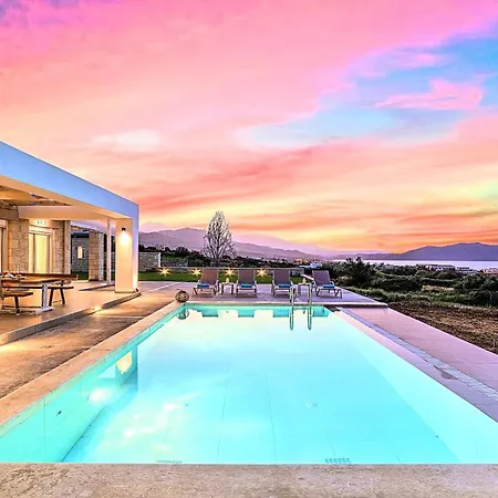 Vista Mare Beheizter Pool *