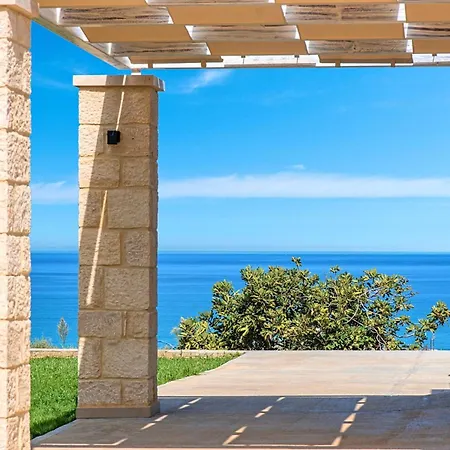 Vakantiehuis Vista Mare Beheizter Pool